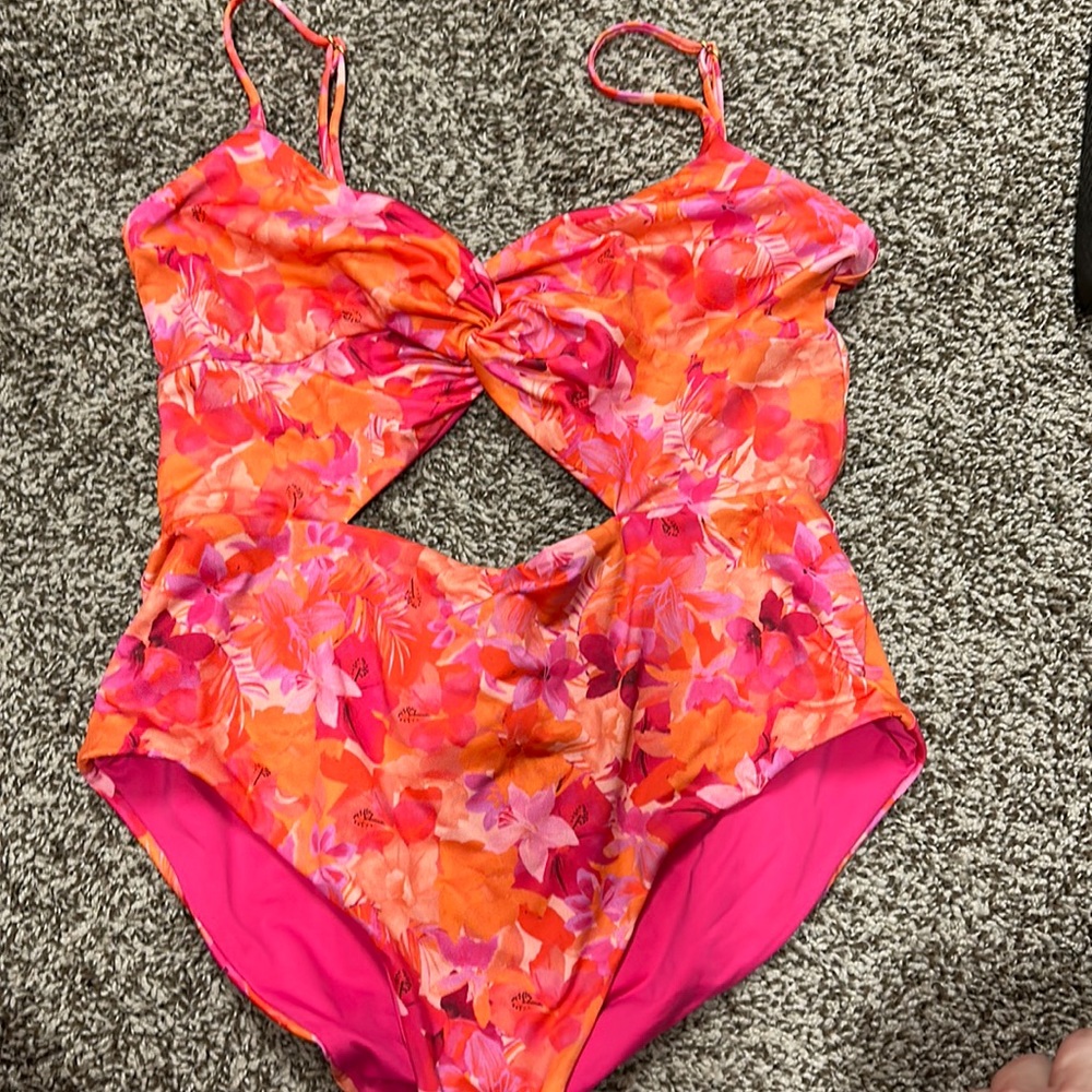 NWT L*Space Eco Chic Kyslee One Piece Swimsuit